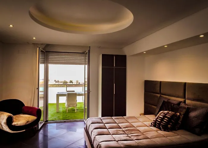 Airport Bari DeluxeBed and Breakfast