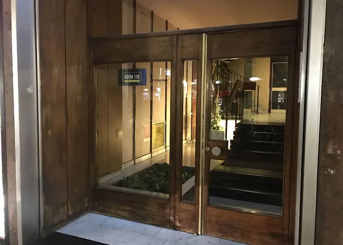 Room 110 Bari -Guesthouse-